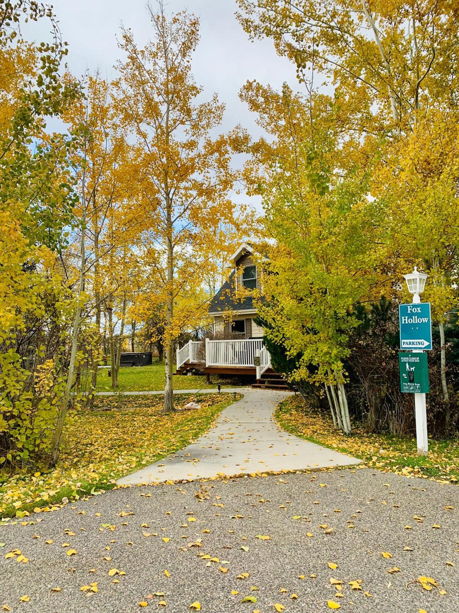 Fox Hollow Inn Боузман Екстериор снимка